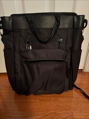 *LIKE NEW** SHERPANI | CARBON
SHERPANI SOLEIL ANTI-THEFT BAG